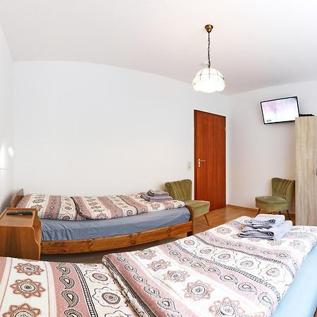 Ferienwohnung Kaiser Wabern ภายนอก รูปภาพ
