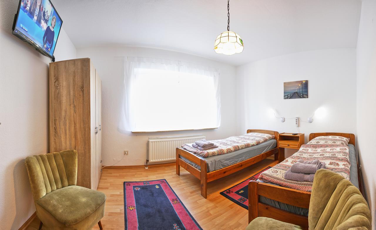 Ferienwohnung Kaiser Wabern ภายนอก รูปภาพ