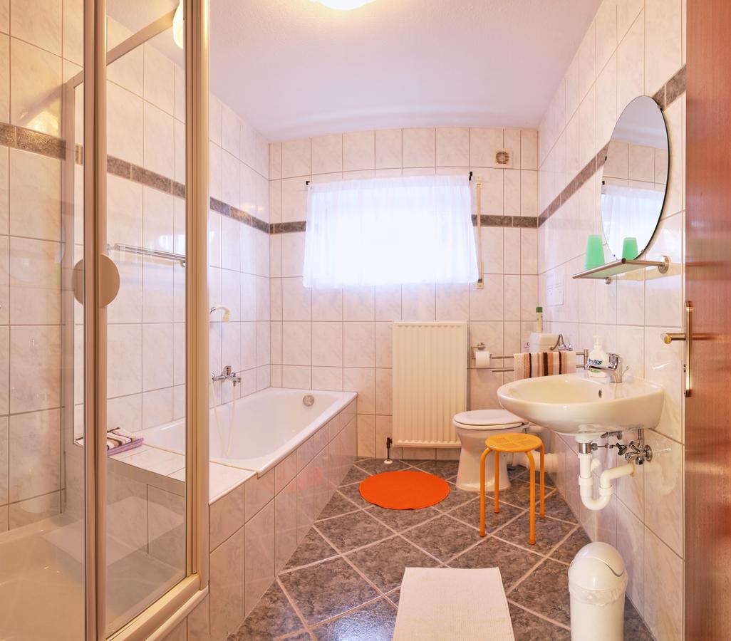 Ferienwohnung Kaiser Wabern ภายนอก รูปภาพ