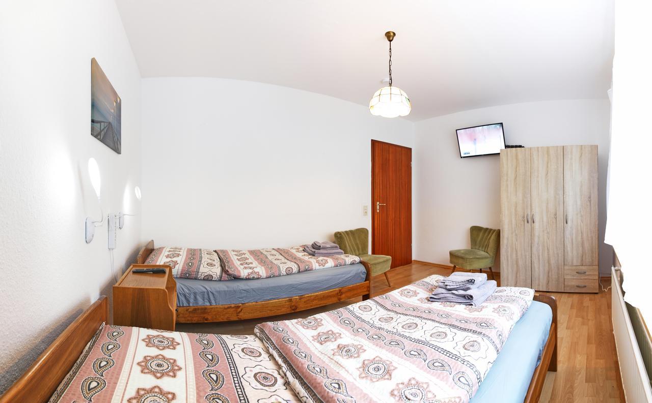 Ferienwohnung Kaiser Wabern ภายนอก รูปภาพ
